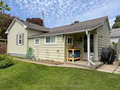 12 Spencer Street Brant ON N3L 1W4