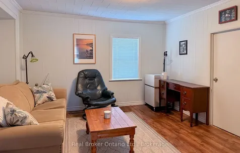 12 Spencer Street Brant ON N3L 1W4