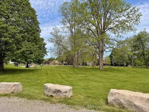 12 Spencer Street Brant ON N3L 1W4