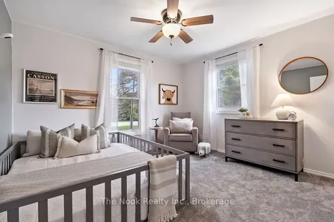 16 Robmar Crescent Kawartha Lakes ON K0M 2J0