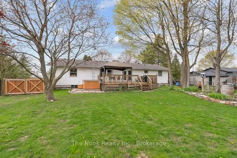 16 Robmar Crescent Kawartha Lakes ON K0M 2J0