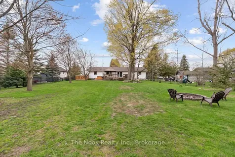 16 Robmar Crescent Kawartha Lakes ON K0M 2J0