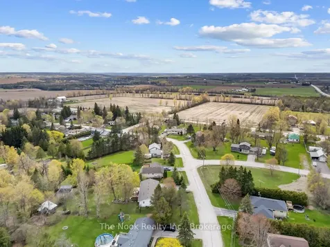 16 Robmar Crescent Kawartha Lakes ON K0M 2J0