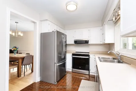 162 Pancake Lane Pelham ON L0S 1E2