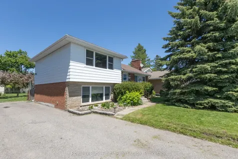 872 Weller Street Peterborough ON K9J 4X8