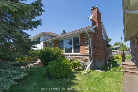 872 Weller Street Peterborough ON K9J 4X8