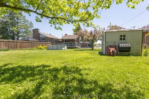 872 Weller Street Peterborough ON K9J 4X8