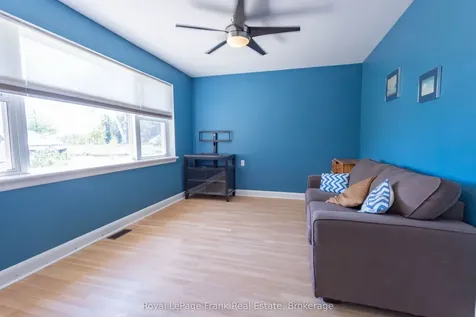 872 Weller Street Peterborough ON K9J 4X8
