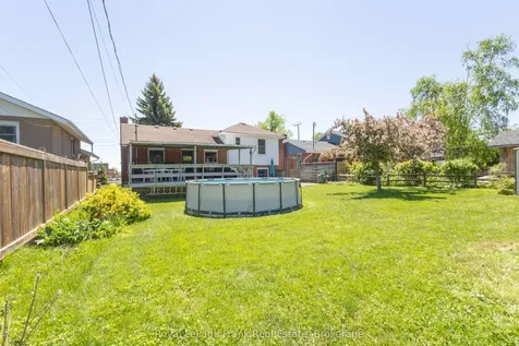 872 Weller Street Peterborough ON K9J 4X8