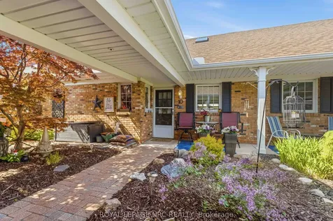 4120 Apple Blossom Lane Lincoln ON L0R 2C0