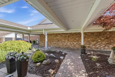 4120 Apple Blossom Lane Lincoln ON L0R 2C0