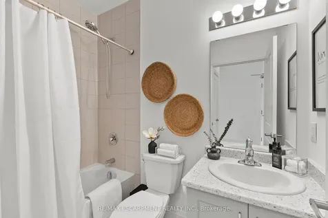 450 Dundas Street E Hamilton ON L0R 2H4
