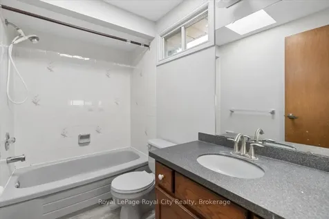 4 Smart Street Guelph ON N1G 4K9