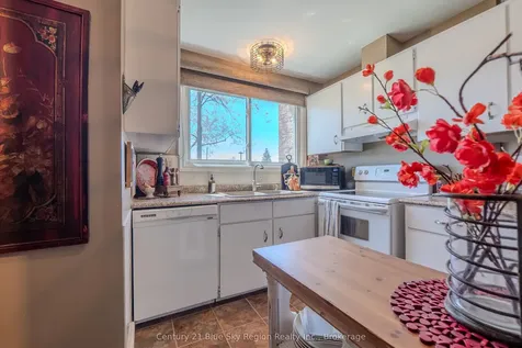 376 Wickstead Avenue North Bay ON P1A 3L8