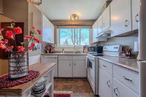 376 Wickstead Avenue North Bay ON P1A 3L8