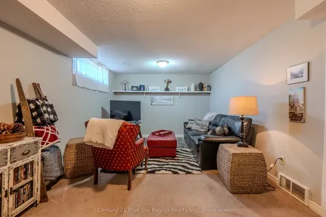 376 Wickstead Avenue North Bay ON P1A 3L8