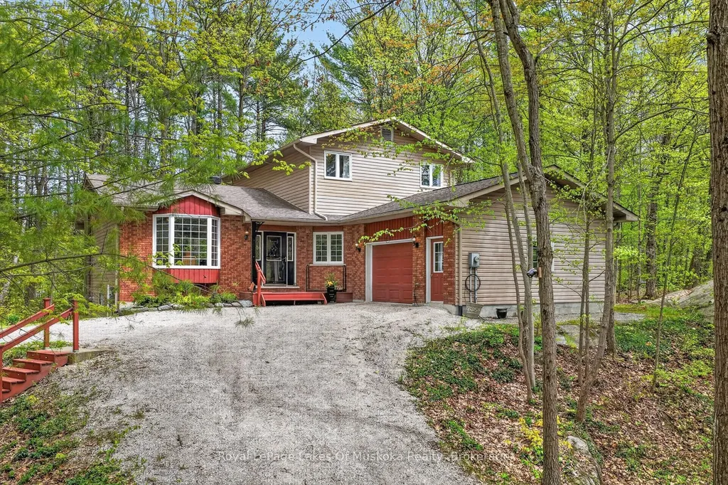 19 The Granite Bluff N/a Bracebridge ON P1L 1L4