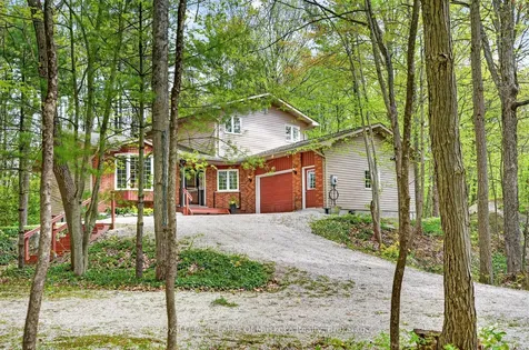 19 The Granite Bluff N/a Bracebridge ON P1L 1L4