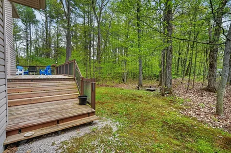 19 The Granite Bluff N/a Bracebridge ON P1L 1L4