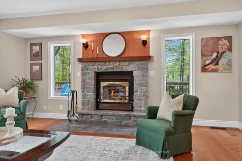 19 The Granite Bluff N/a Bracebridge ON P1L 1L4