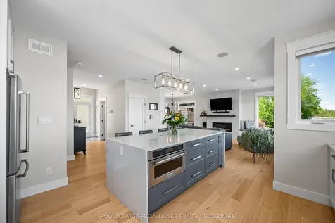 3370 Loughborough Drive Kingston ON K0H 1M0