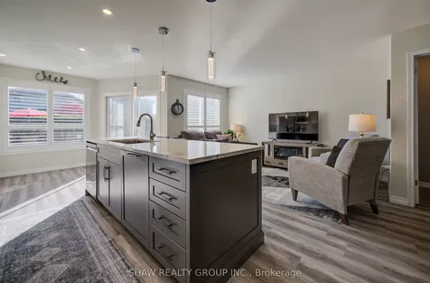 35 Hawkins Drive Cambridge ON N1T 1Z7