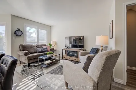 35 Hawkins Drive Cambridge ON N1T 1Z7