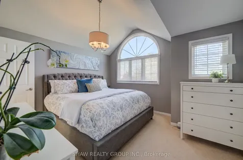 35 Hawkins Drive Cambridge ON N1T 1Z7