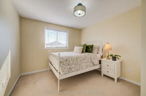 35 Hawkins Drive Cambridge ON N1T 1Z7