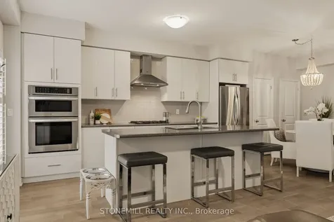 78 Starling Drive Hamilton ON L9A 2P5