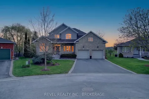 567 Shiloh Avenue Kingston ON K7M 8W1