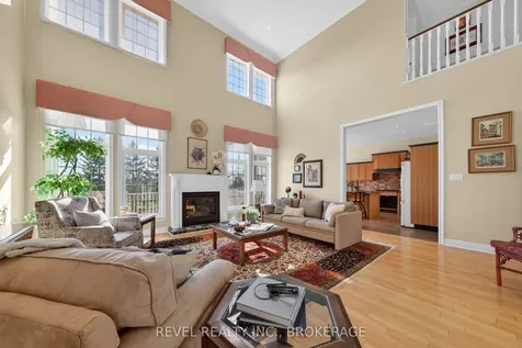 567 Shiloh Avenue Kingston ON K7M 8W1