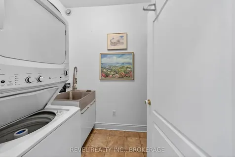 567 Shiloh Avenue Kingston ON K7M 8W1