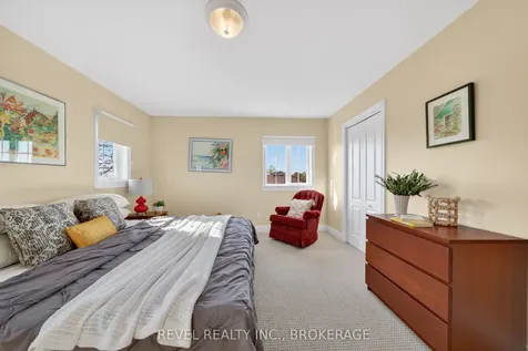 567 Shiloh Avenue Kingston ON K7M 8W1