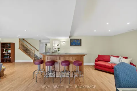 567 Shiloh Avenue Kingston ON K7M 8W1