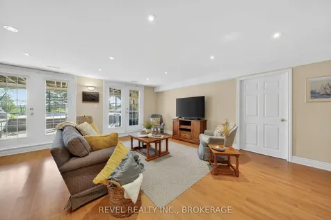 567 Shiloh Avenue Kingston ON K7M 8W1