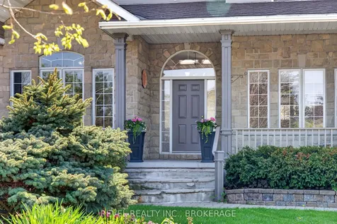 567 Shiloh Avenue Kingston ON K7M 8W1