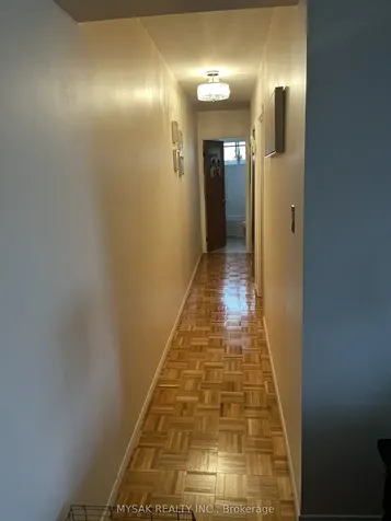 100 Sunnylea Crescent Guelph ON N1E 1W6