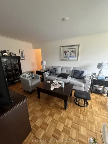 100 Sunnylea Crescent Guelph ON N1E 1W6