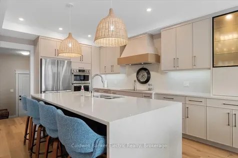 78 York Drive Peterborough ON K9K 0H7
