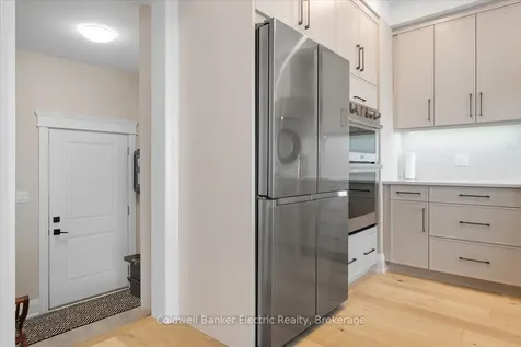 78 York Drive Peterborough ON K9K 0H7