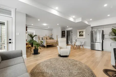 78 York Drive Peterborough ON K9K 0H7