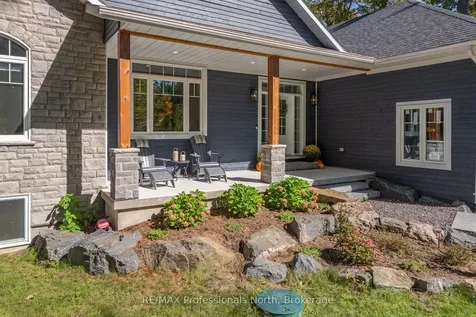1034 Xavier Street Gravenhurst ON P0E 1G0
