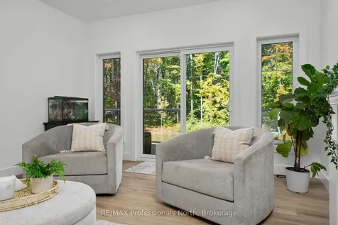 1034 Xavier Street Gravenhurst ON P0E 1G0