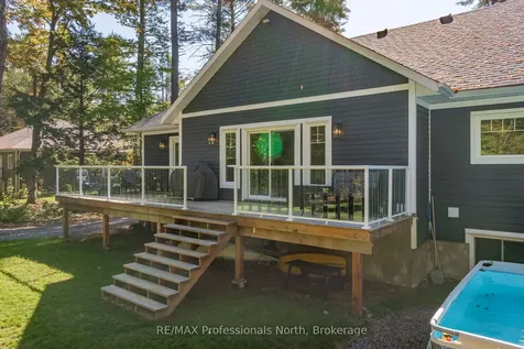 1034 Xavier Street Gravenhurst ON P0E 1G0