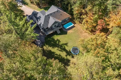 1034 Xavier Street Gravenhurst ON P0E 1G0