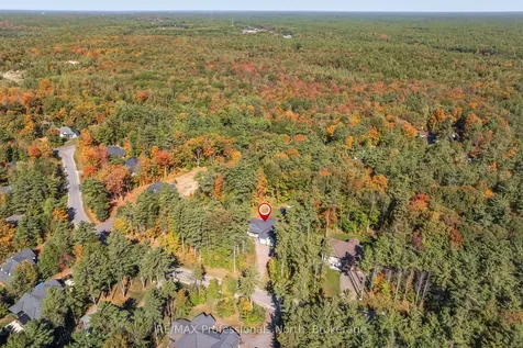 1034 Xavier Street Gravenhurst ON P0E 1G0