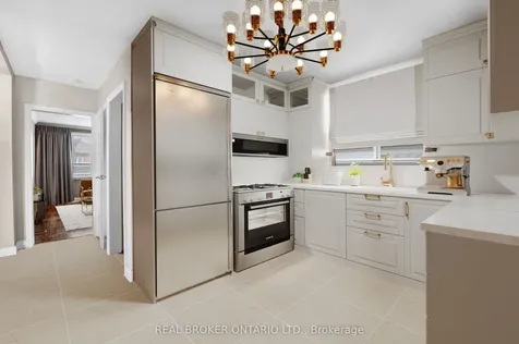 379 Talbot Street Hamilton ON L8H 6T5