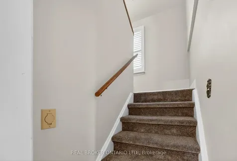 379 Talbot Street Hamilton ON L8H 6T5
