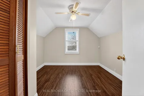 379 Talbot Street Hamilton ON L8H 6T5